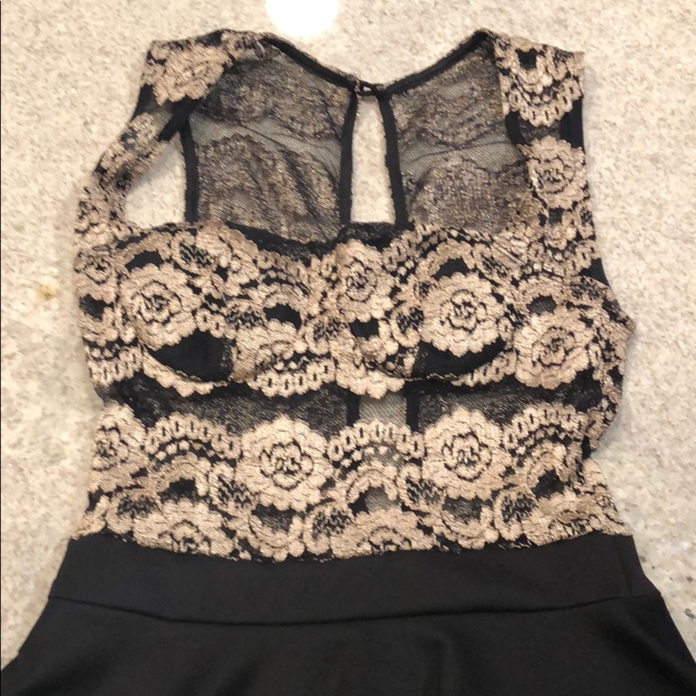 Windsor fitted dress